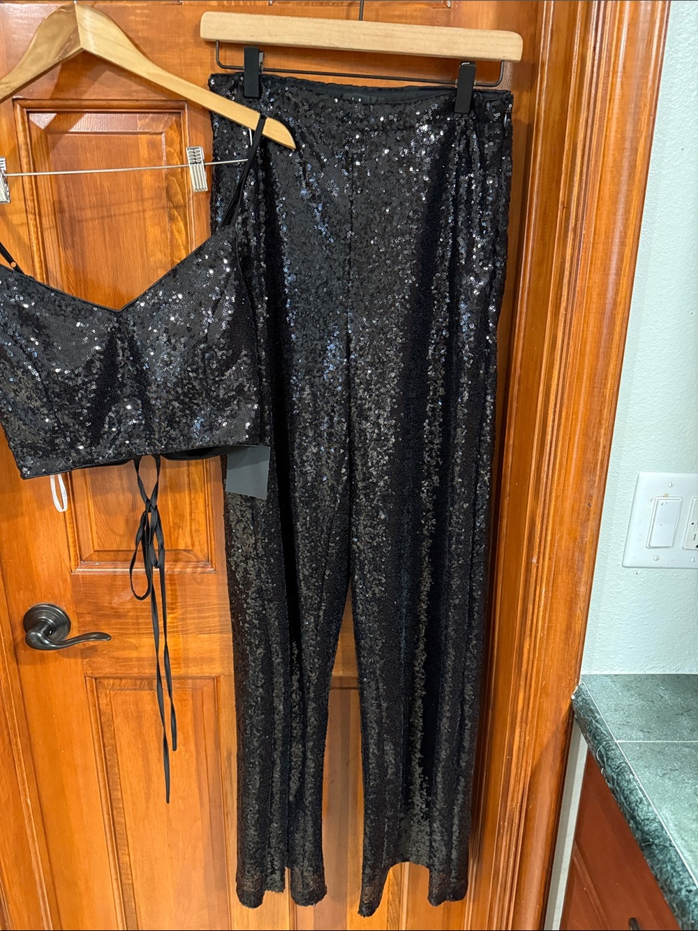Lulu's Black Sequin Cropped Cami & Wide-Leg Pants - Picture 3 of 8